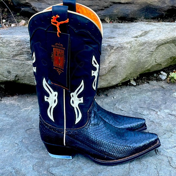 FRYE FAITH BLACK & WHITE LEATHER WOMANS COWBOY BOOTS - 9 - NIB ! 🤠 - Picture 5 of 14